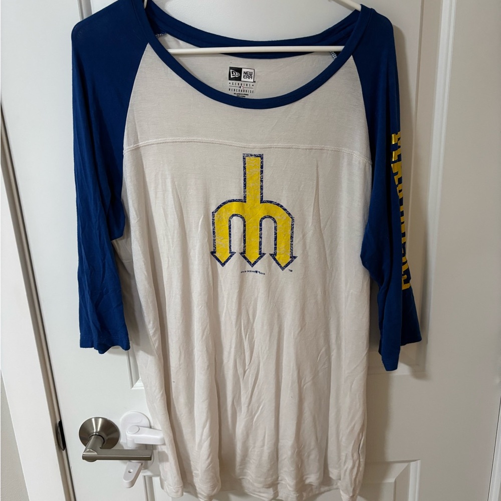 Mariners women’s shirt